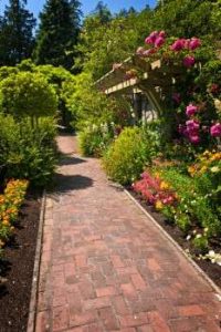 landscaping add value to the home